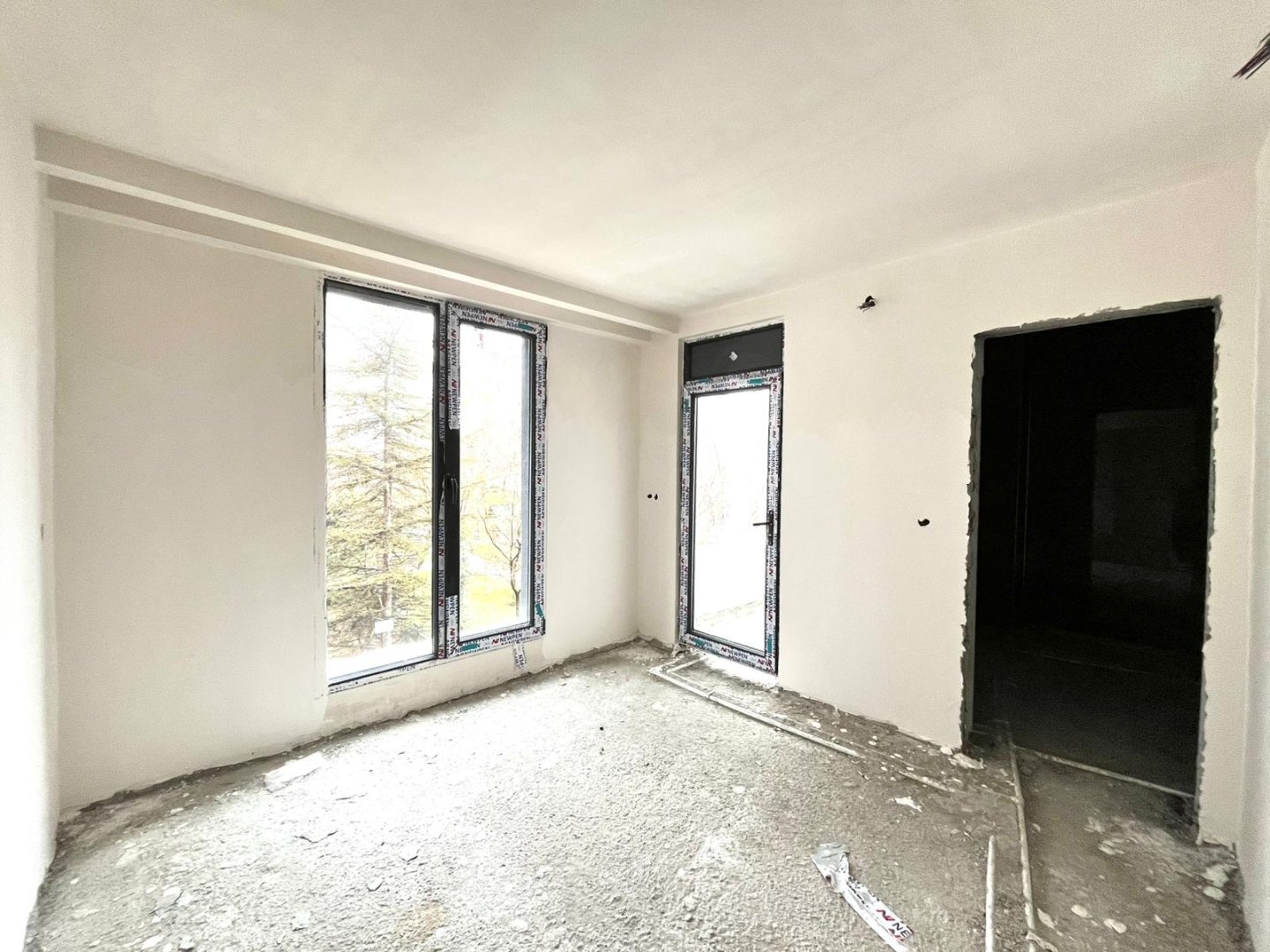 2000 EVLER DE 1+1 SIFIR EŞYALI 4 AYA TESLİM SATILIK DAİRE