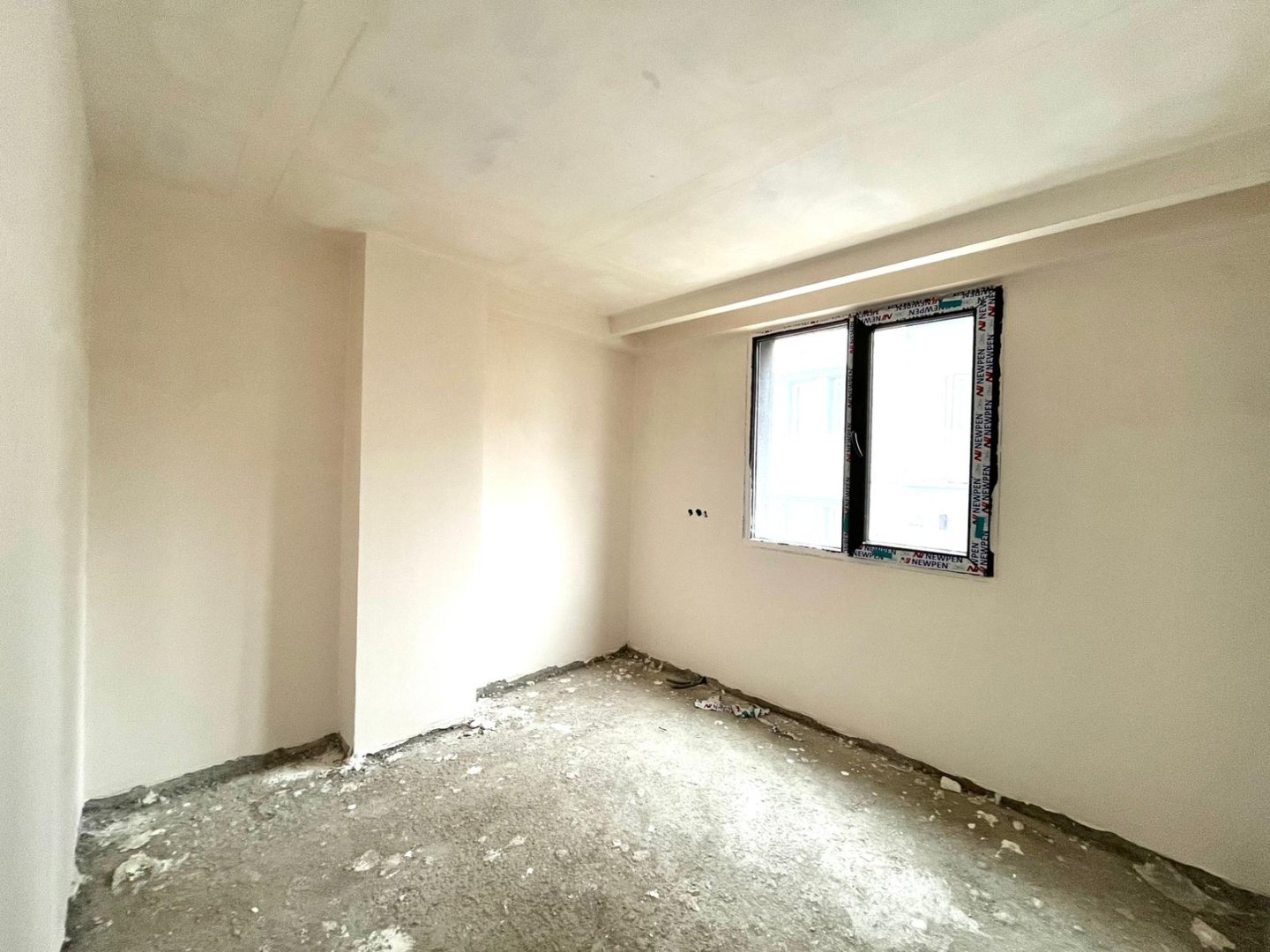 2000 EVLER DE 1+1 SIFIR EŞYALI 4 AYA TESLİM SATILIK DAİRE