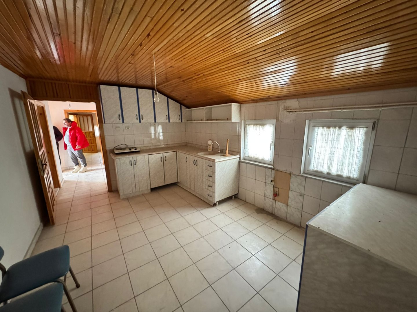 NAR DA SATILIK MÜSTAKİL EV.