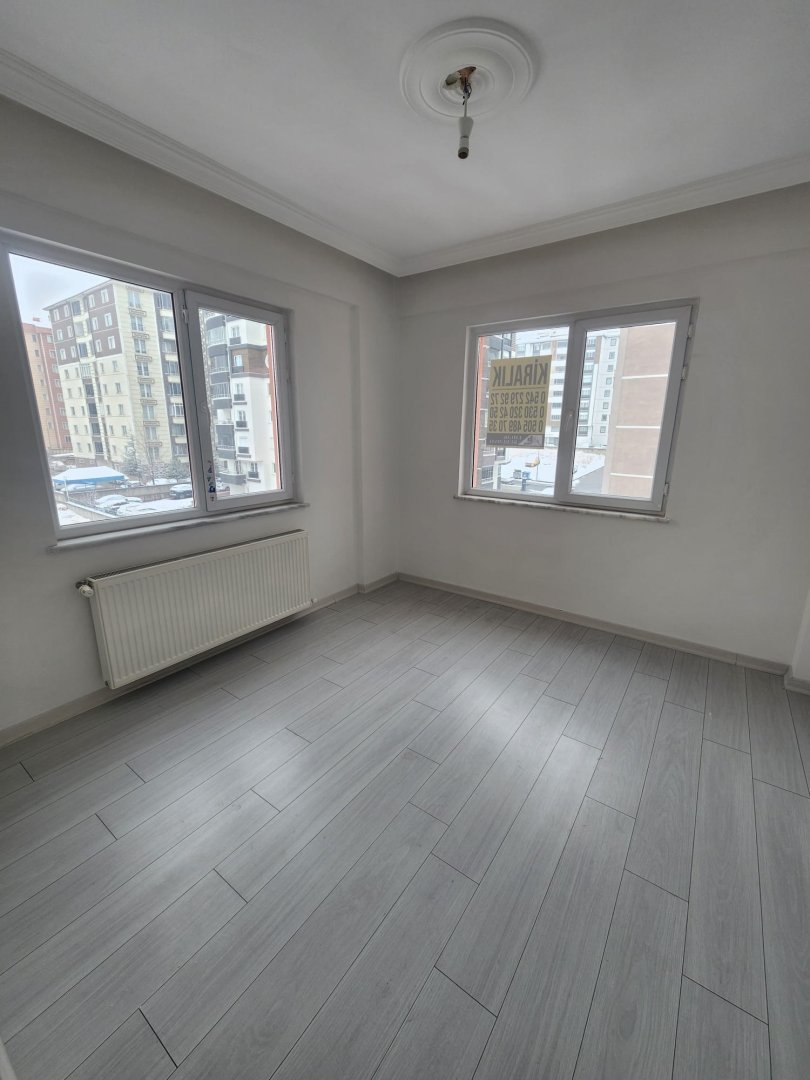 CEVHERDUDAYEV DE KİRALIK 3+1 DAİRE.