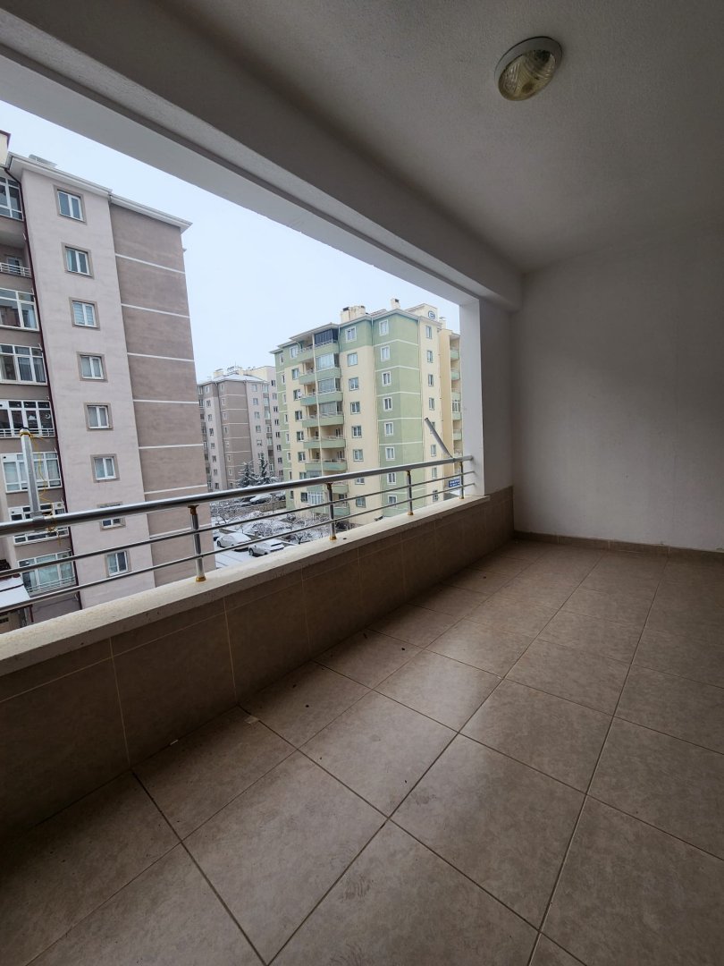 CEVHERDUDAYEV DE KİRALIK 3+1 DAİRE.