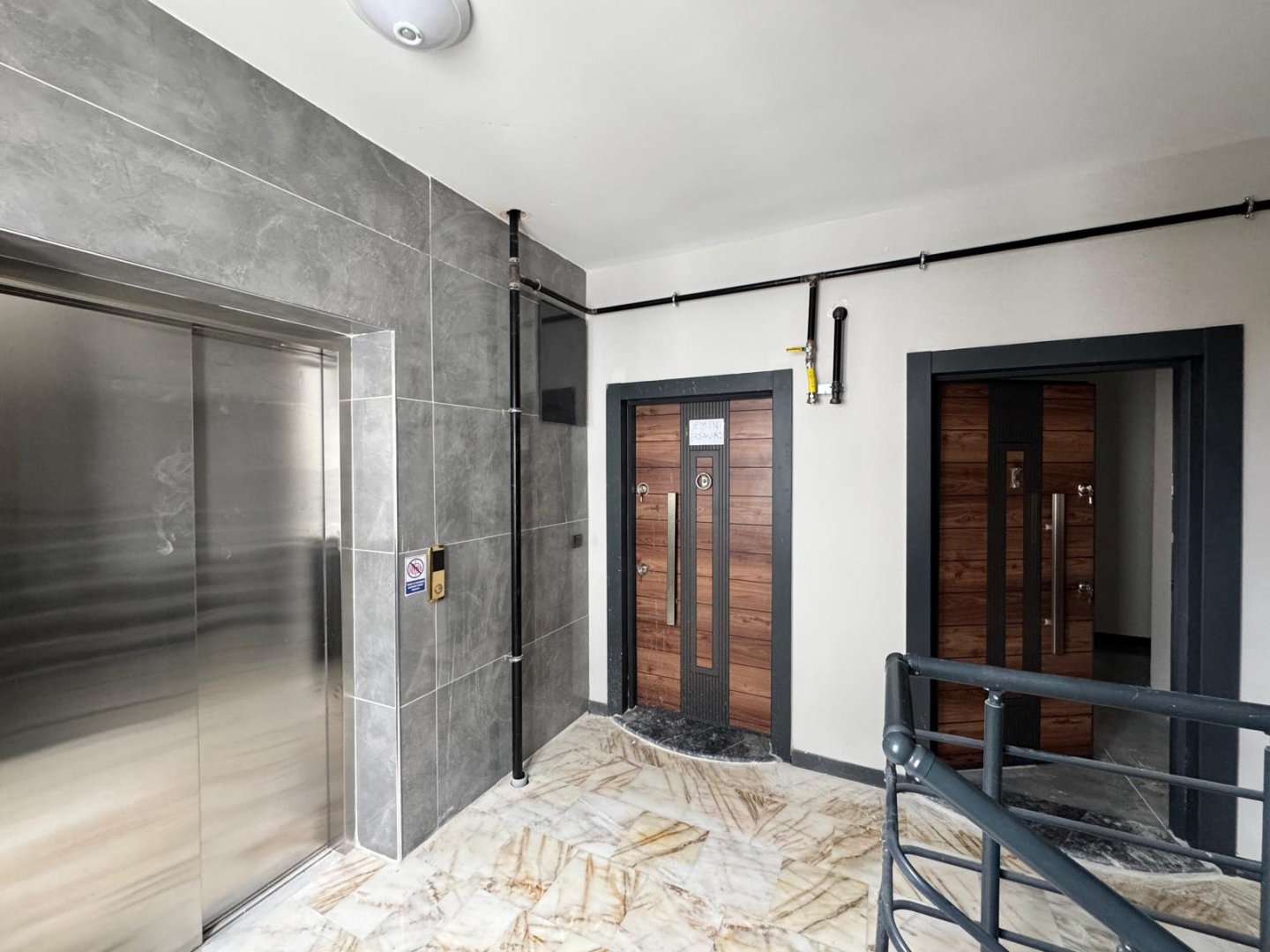 NAR DA SATILIK 3+0 DAİRE.