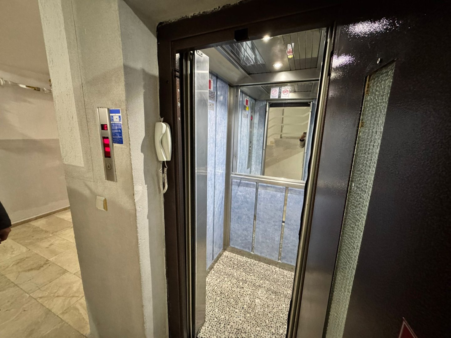 CEVHERDUDAYEV DE SATILIK 3+1 DAİRE.