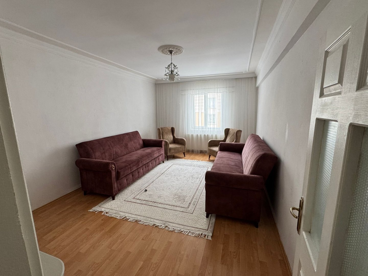 CEVHERDUDAYEV DE SATILIK 3+1 DAİRE.