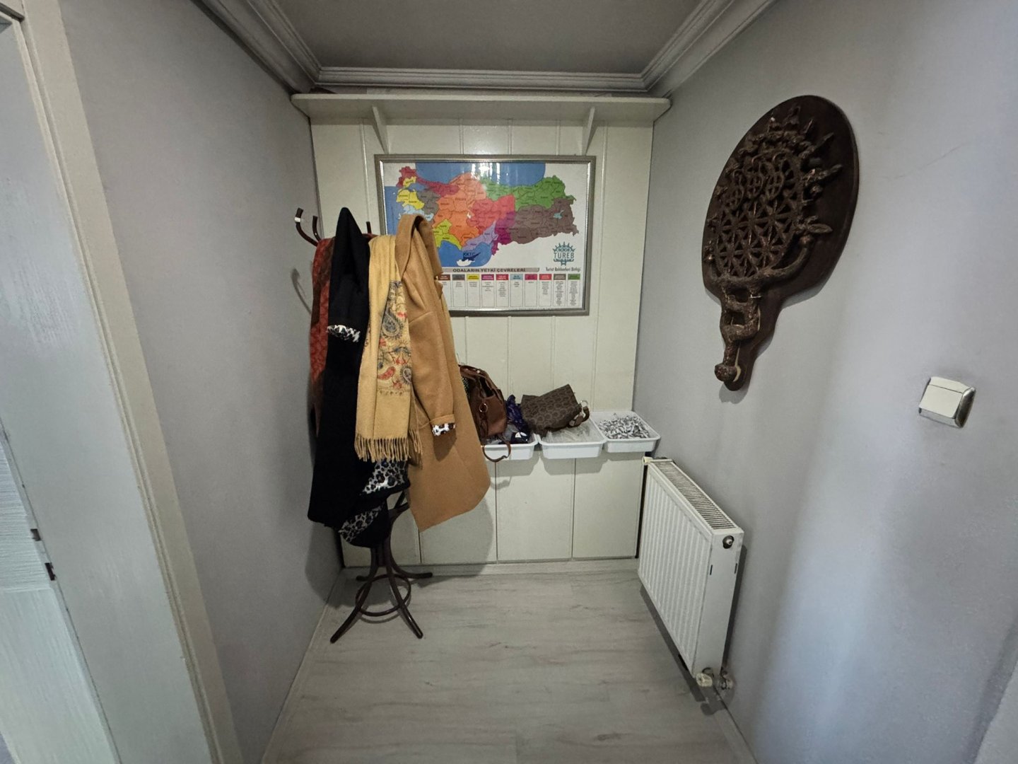 MUHASEBECİLER İŞ MERKEZİNDE 2+1 SATILIK OFİS