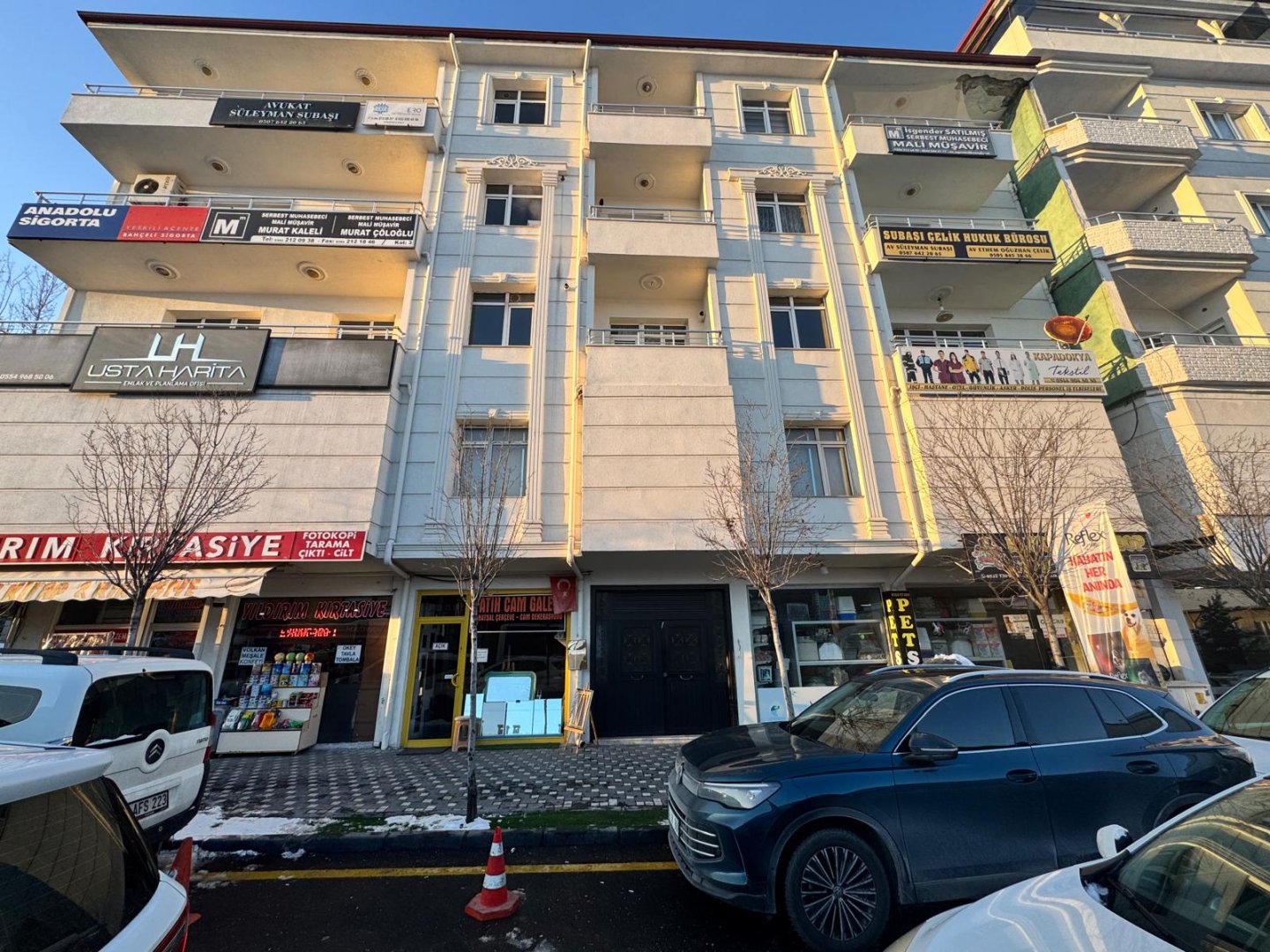 MUHASEBECİLER İŞ MERKEZİNDE 2+1 SATILIK OFİS