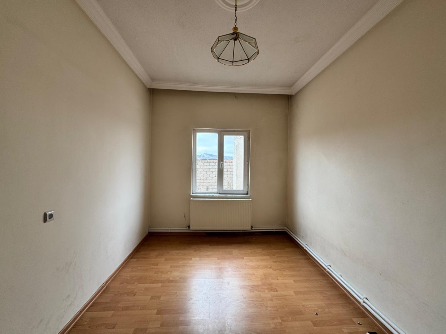 NAR DA SATILIK MÜSTAKİL EV.