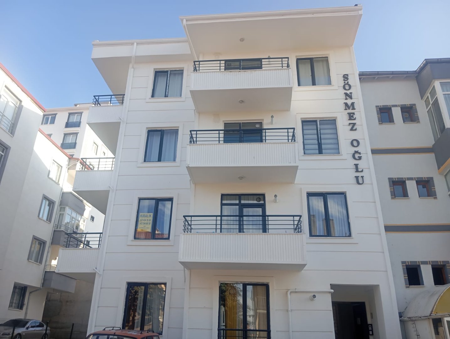 2000 EVLER MAHALLESİNDE PTT ÜZERİ 1+1 SATILIK DAİRE