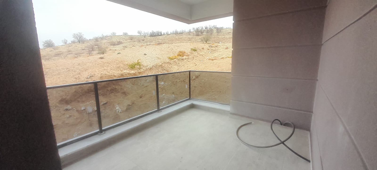 MÜKEMMEL LOKASYONDA NET 100M2 2+1 SATILIK DAİRE