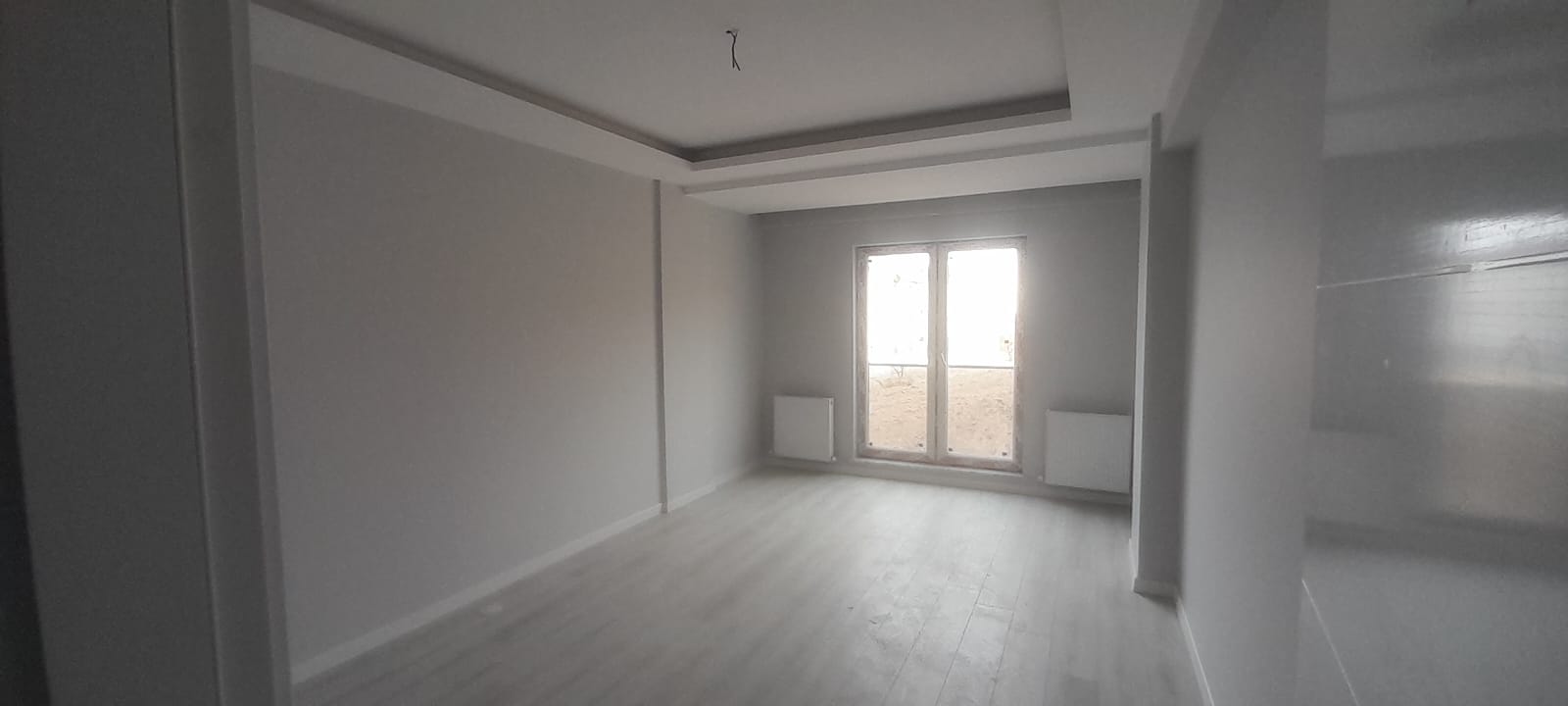 MÜKEMMEL LOKASYONDA NET 100M2 2+1 SATILIK DAİRE