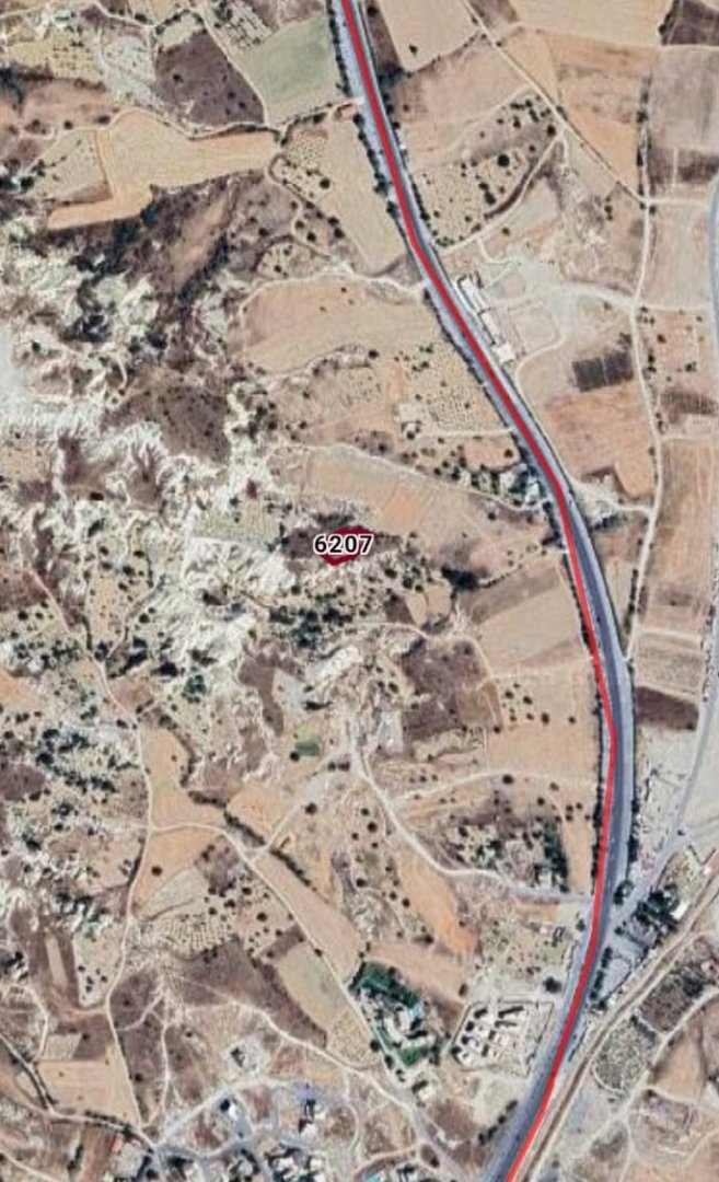 GÖREMEDE ANA ASFALT YOLA 300M UZAKLIKTA SATILIK 900M2 BAĞ