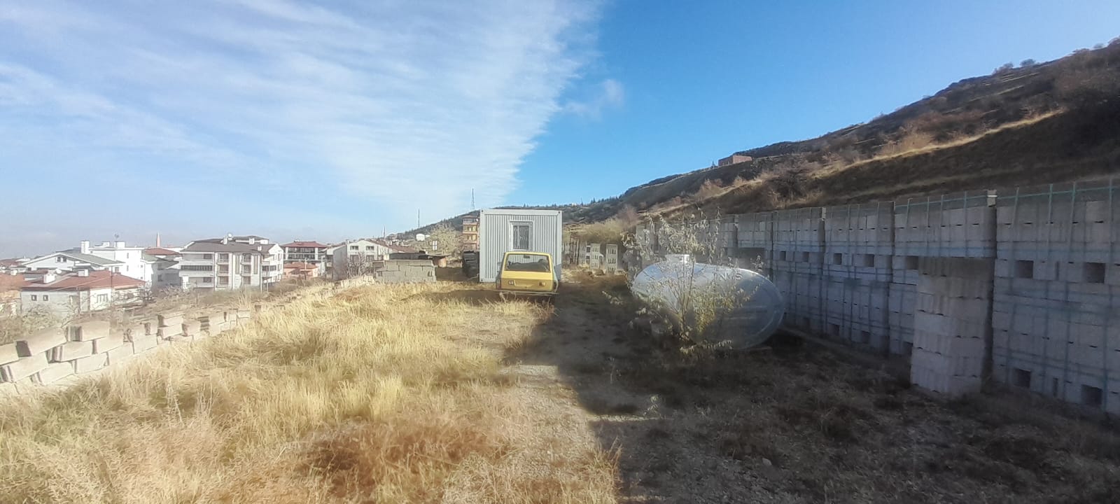 M.AKİF ERSOY MAHALLESİNDE 1764M2 SATILIK ARSA