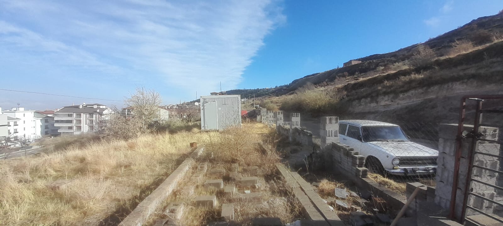 M.AKİF ERSOY MAHALLESİNDE 1764M2 SATILIK ARSA