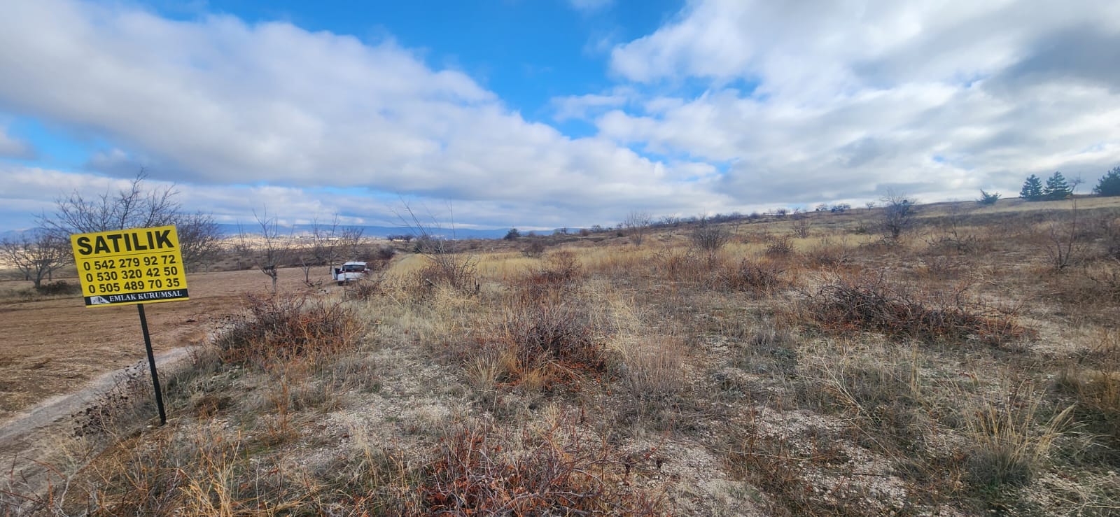 GÖREMEDE 1980 M2 SATILIK BAĞ