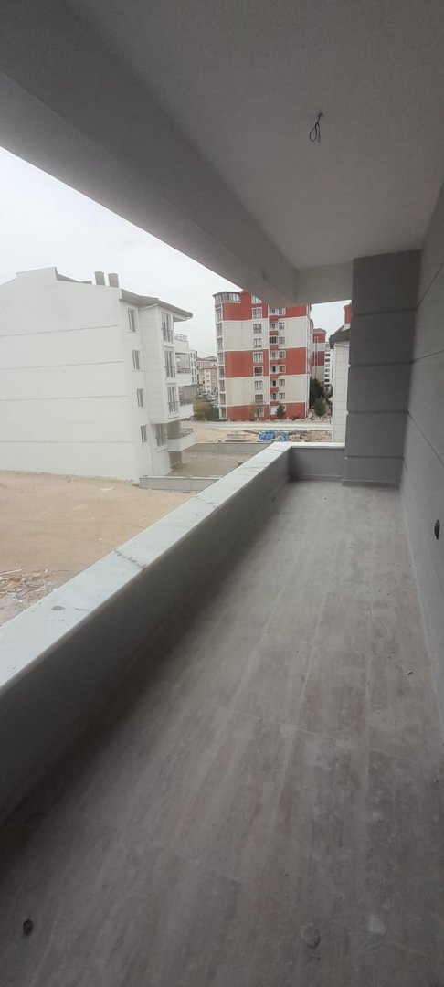 NARDA MÜKEMMEL LOKASYONDA 2+1 90M2 SATILIK DAİRE
