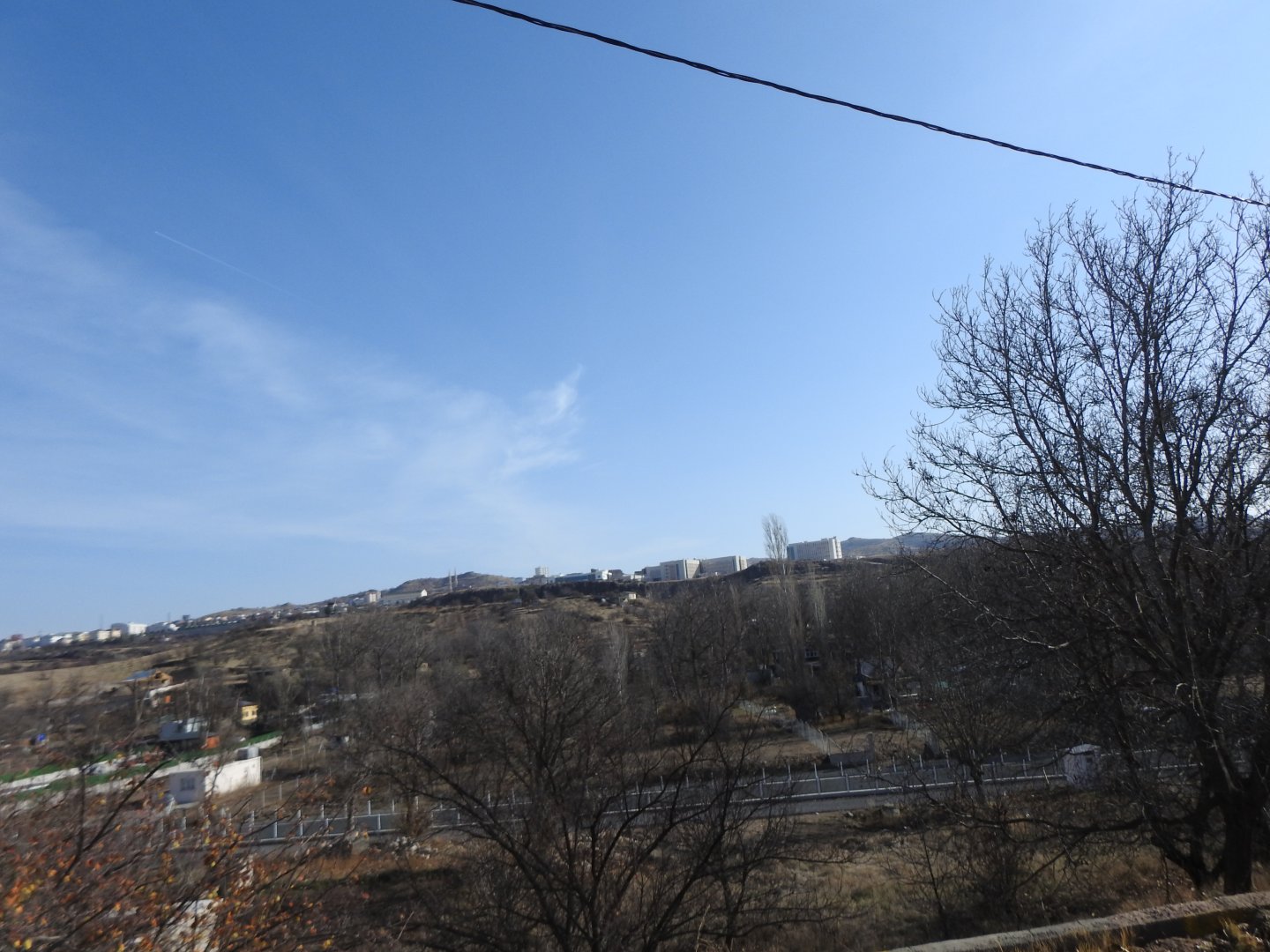 NARDA İKİ TARAFIDA YOLA SIFIR SATILIK BAĞ