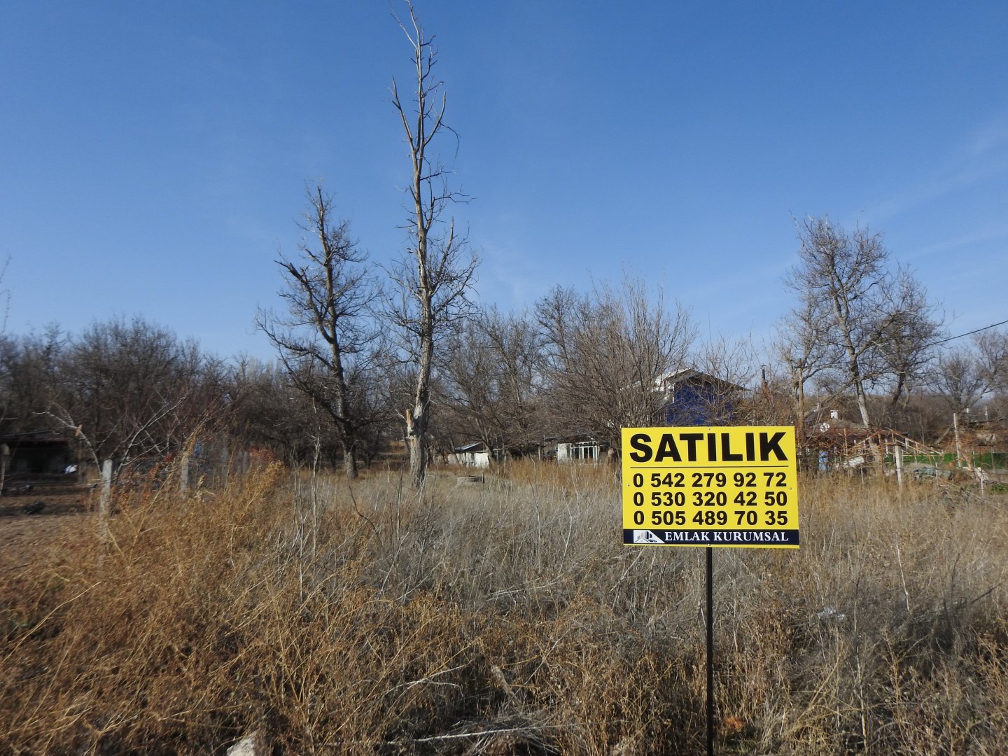 NAR AŞAĞI MAHALLEDE 1850M2 YOLA SIFIR KONUMDA SATILIK BAĞ