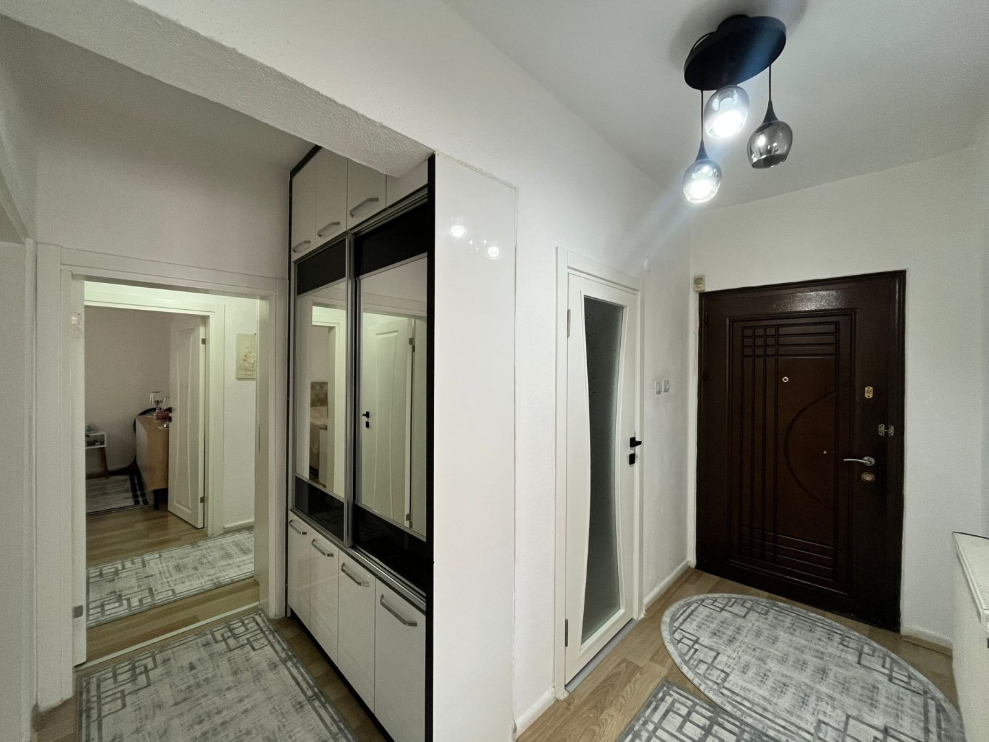 GÜZELYURTTA 120 M2 3+1 SATILIK EV