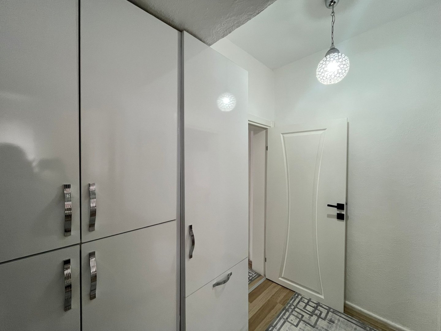 GÜZELYURTTA 120 M2 3+1 SATILIK EV