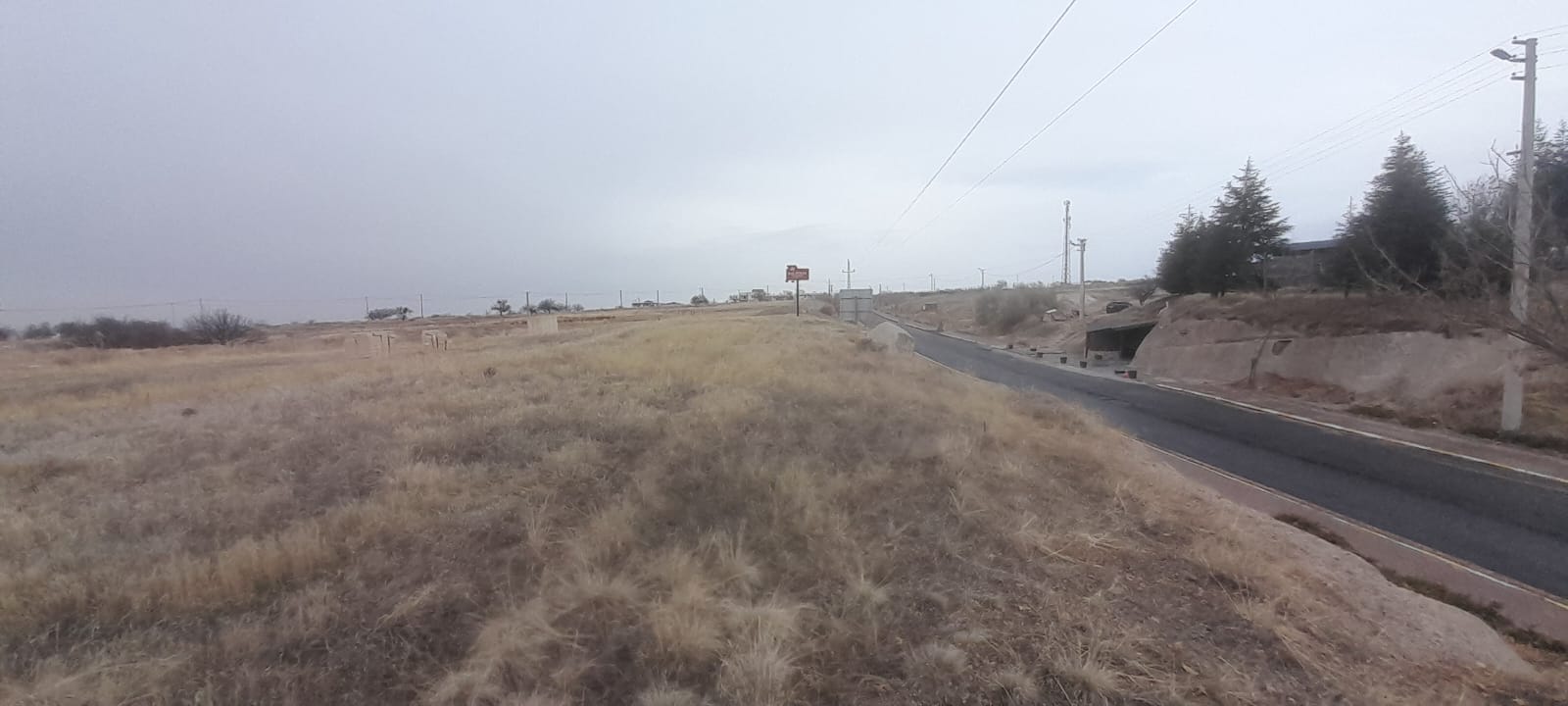 UÇHİSARDA ANA ASFALT YOLA SIFIR 890M2 SATILIK BAĞ