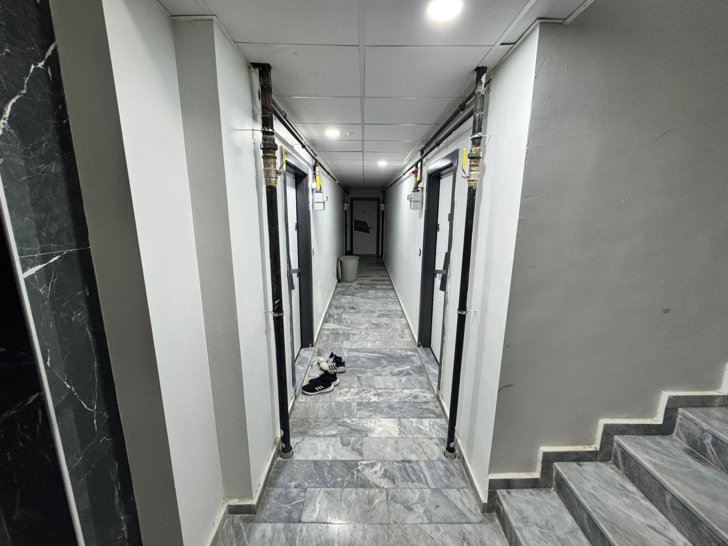 2000 EVLER MAHALLESİNDE SATILIK EŞYALI 1+1 DAİRE