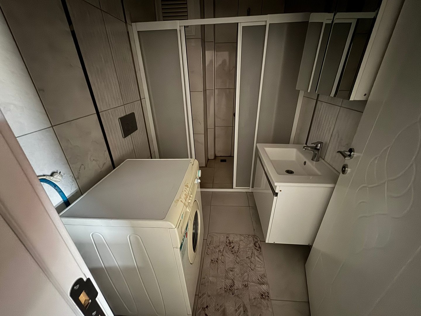 2000 EVLER MAHALLESİNDE SATILIK EŞYALI 1+1 DAİRE