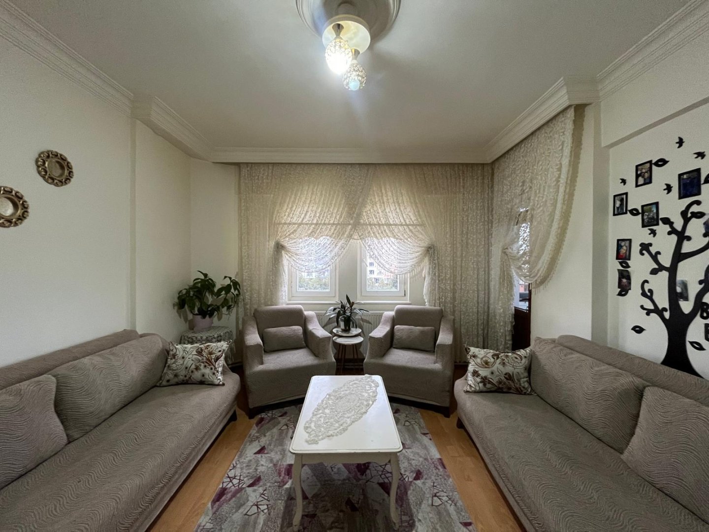 CEVHER DUDAVEYDE 140 M2 3+1 SATILIK EV