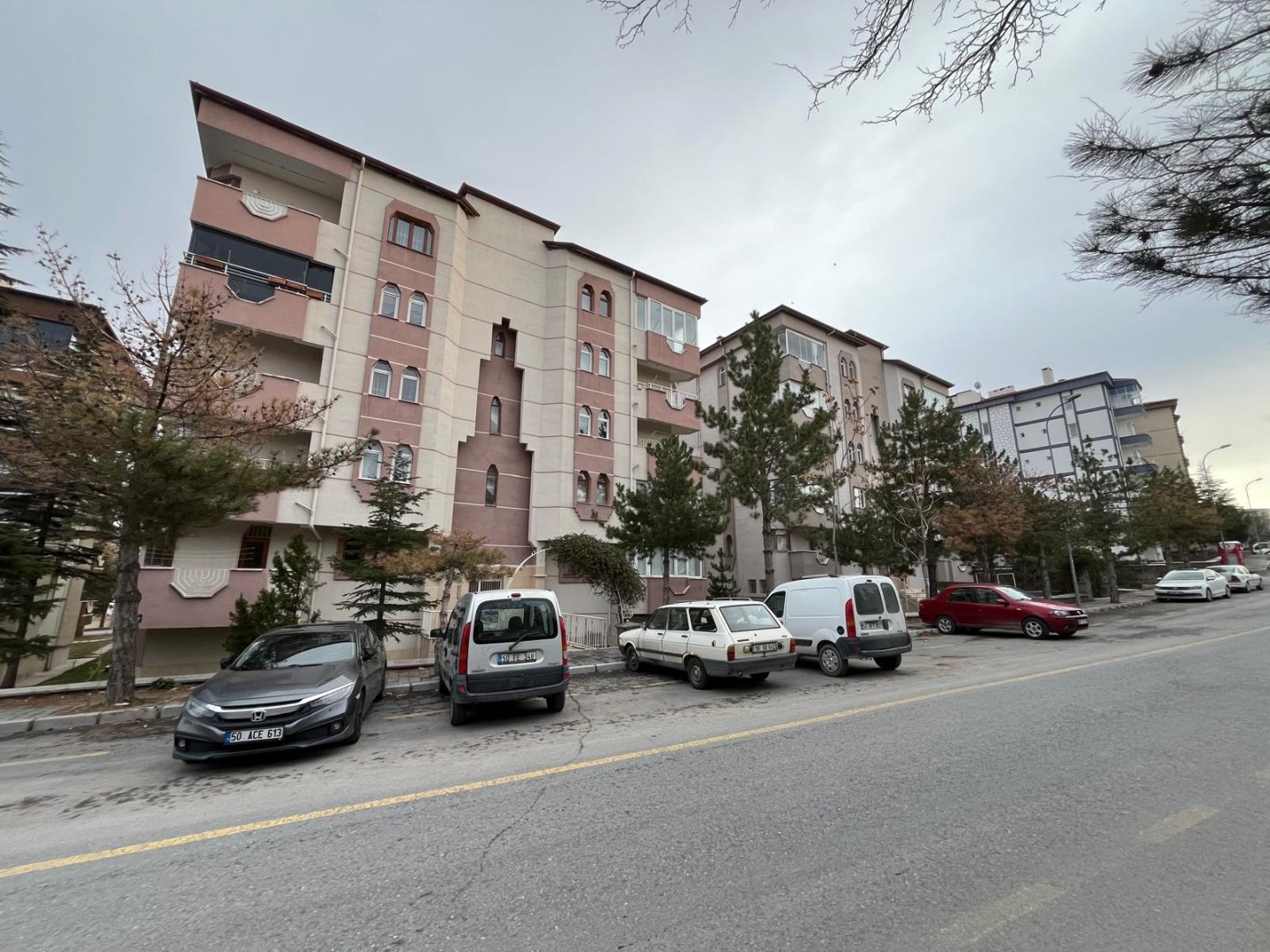 CEVHER DUDAVEYDE 140 M2 3+1 SATILIK EV