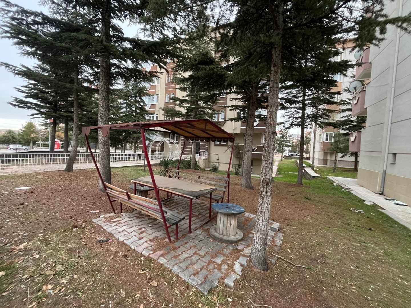 CEVHER DUDAVEYDE 140 M2 3+1 SATILIK EV