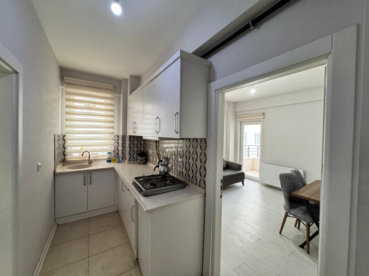 2000 EVLER MAHALLESİNDE KİRALIK 1+1 EŞYALI DAİRELER.