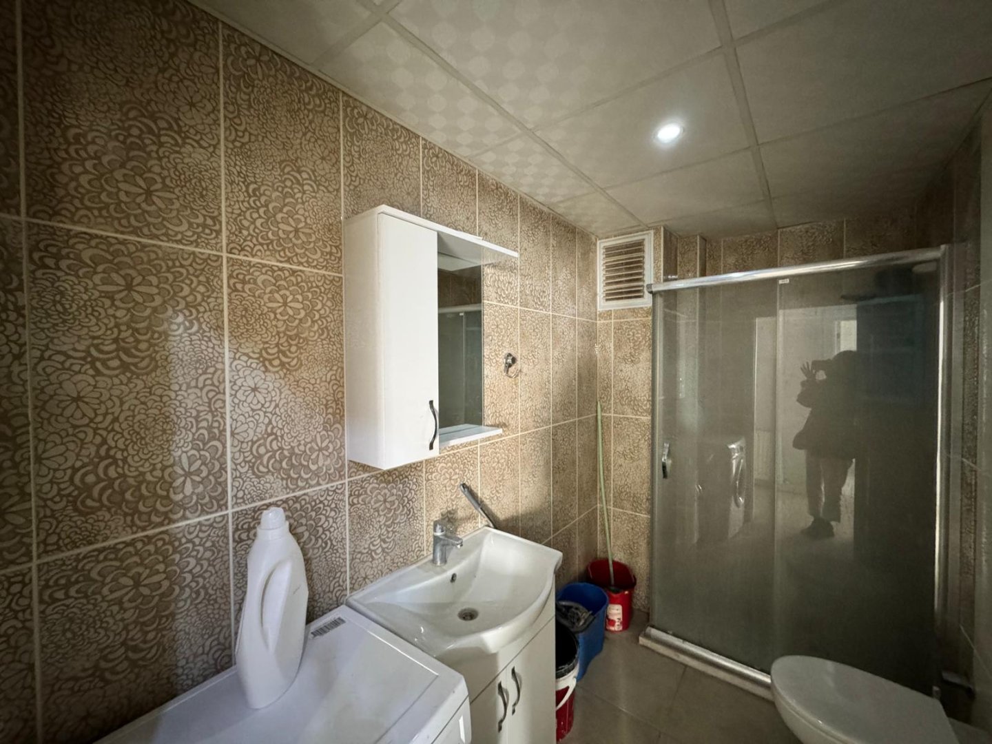 2000 EVLER MAHALLESİNDE KİRALIK 1+1 EŞYALI DAİRELER.