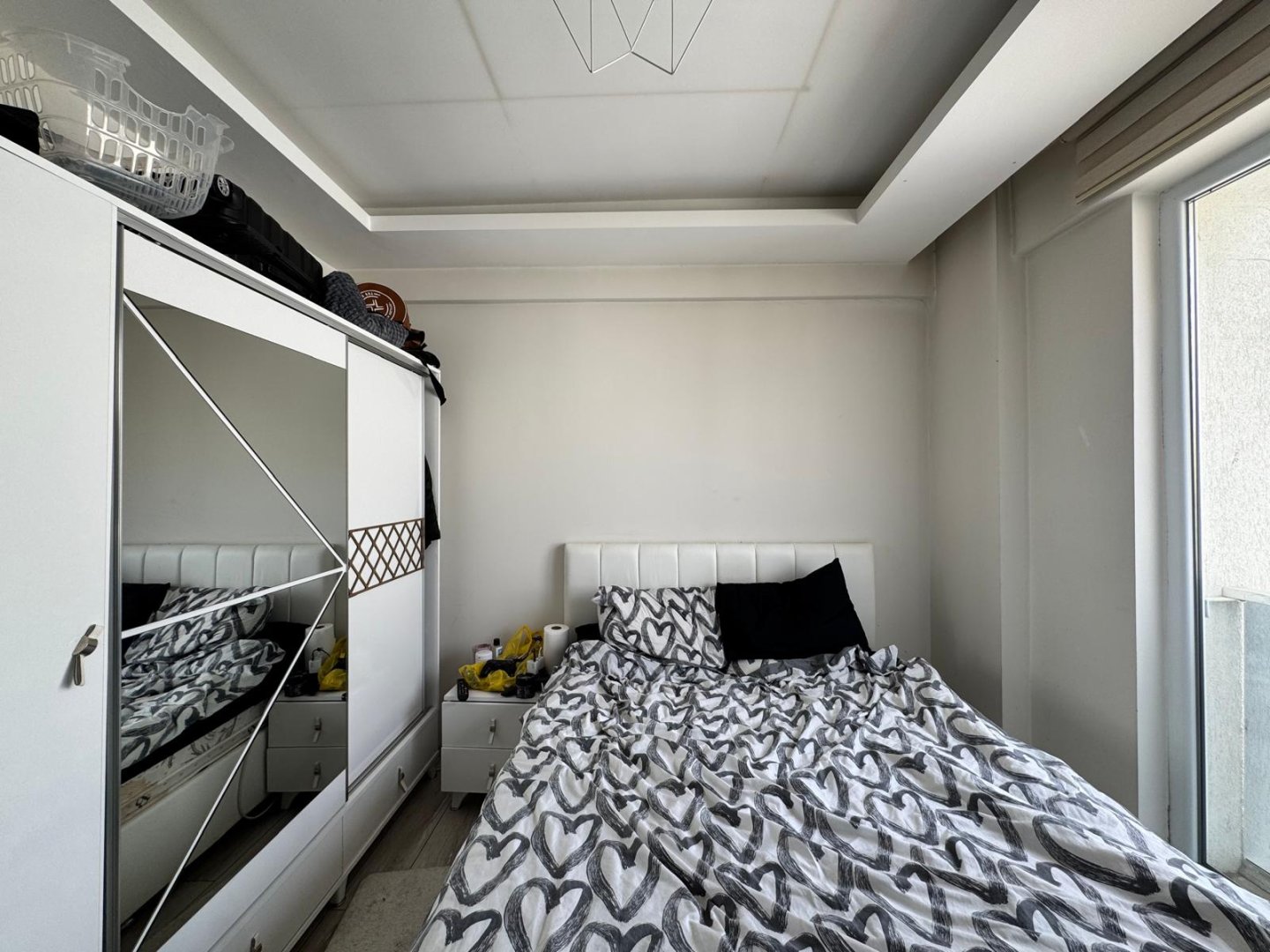 2000 EVLERDE SATILIK EŞYALI 1+1 DAİRE.