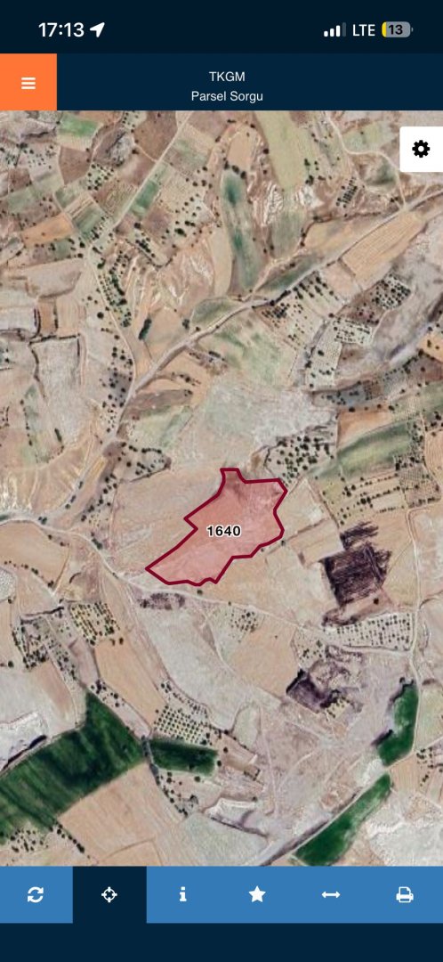 ÇARDAKDA SATILIK TARLA.