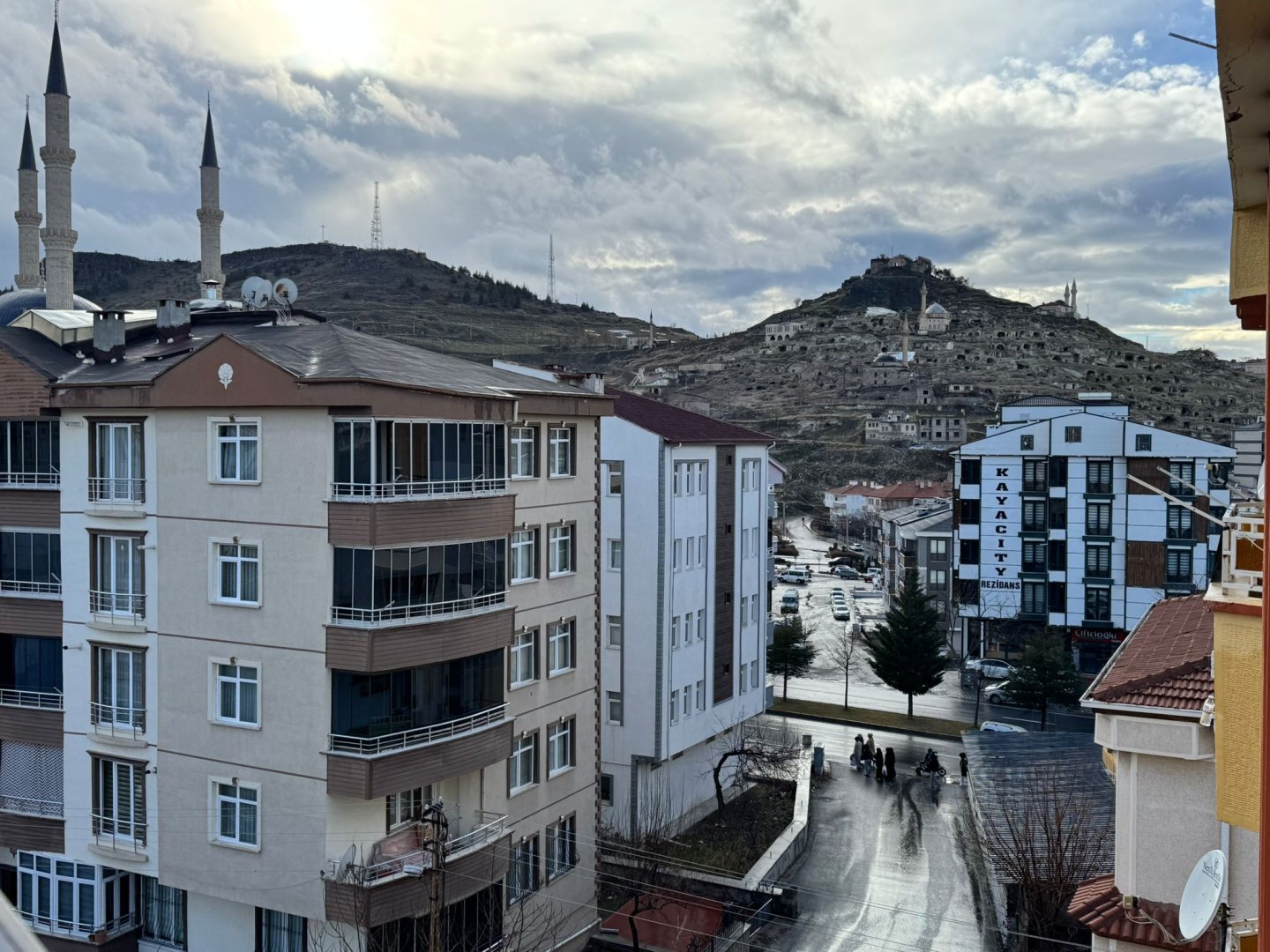 NEVŞEHİR KALESİ MANAZARALI 3+1 SATILIK DAİRE