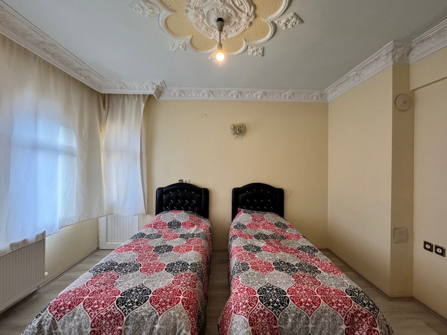 NEVŞEHİR KALESİ MANAZARALI 3+1 SATILIK DAİRE