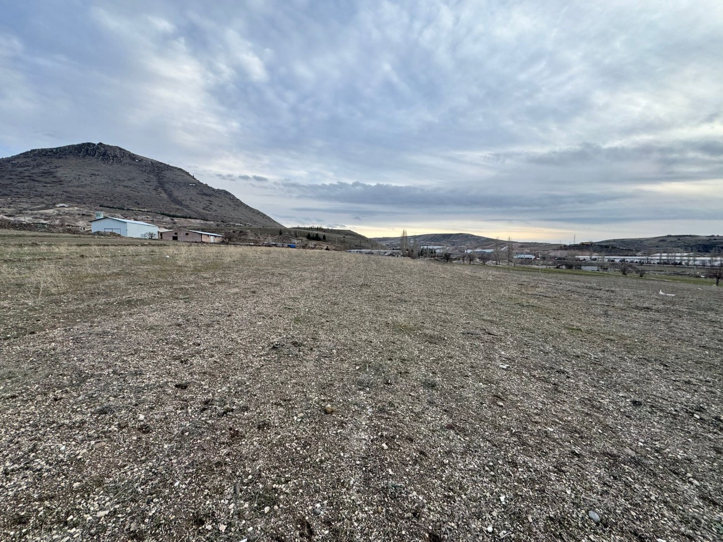 GÖRE ÇAYIRLIKTA 14 DÖNÜM SATILIK TARLA