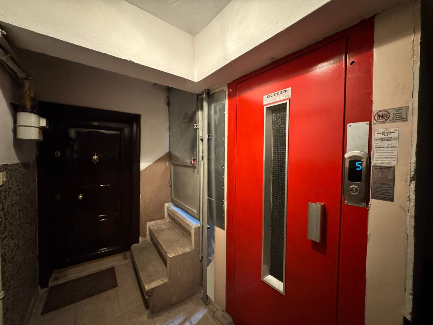 NEVŞEHİR LİSESİ CİVARI 7+2 DUBLEKS EŞYALI SATILIK DAİRE