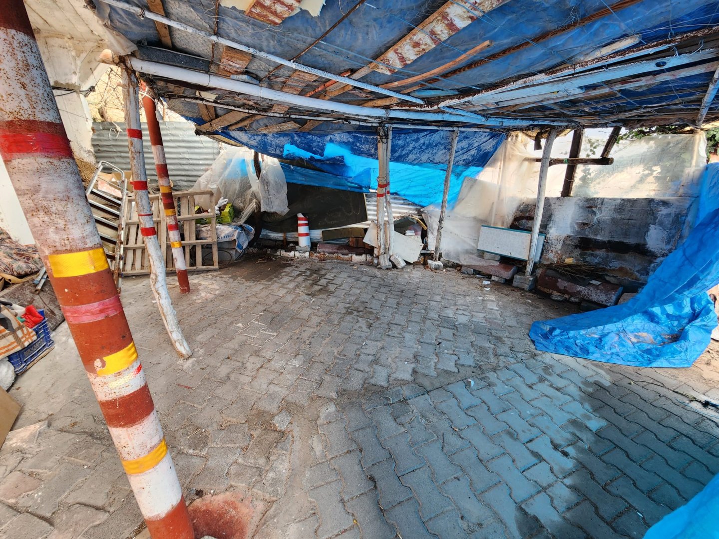 GÜLŞEHİRDE SATILIK MÜSTAKİL EV VE AVLUSU